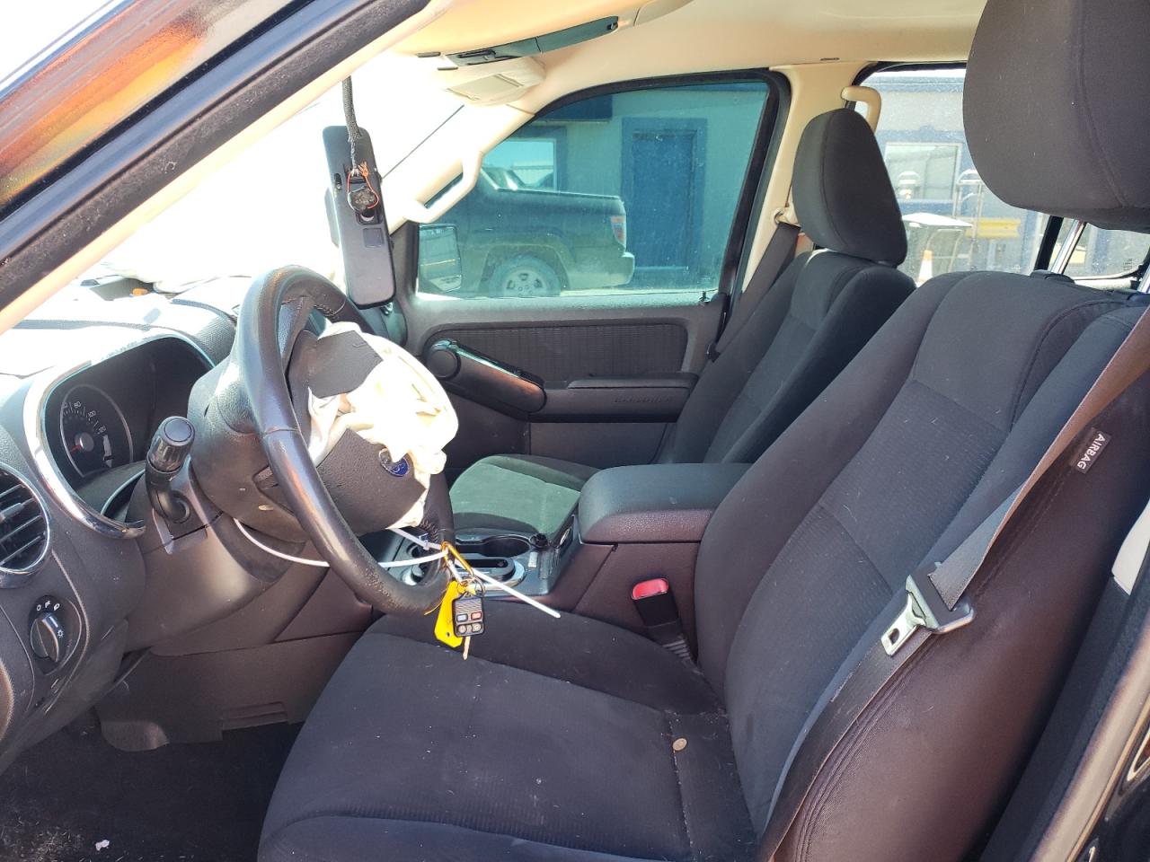 Photo 5 from auction – 2010 FORD EXPLORER X with VIN 1FMEU6DE9AUA36939