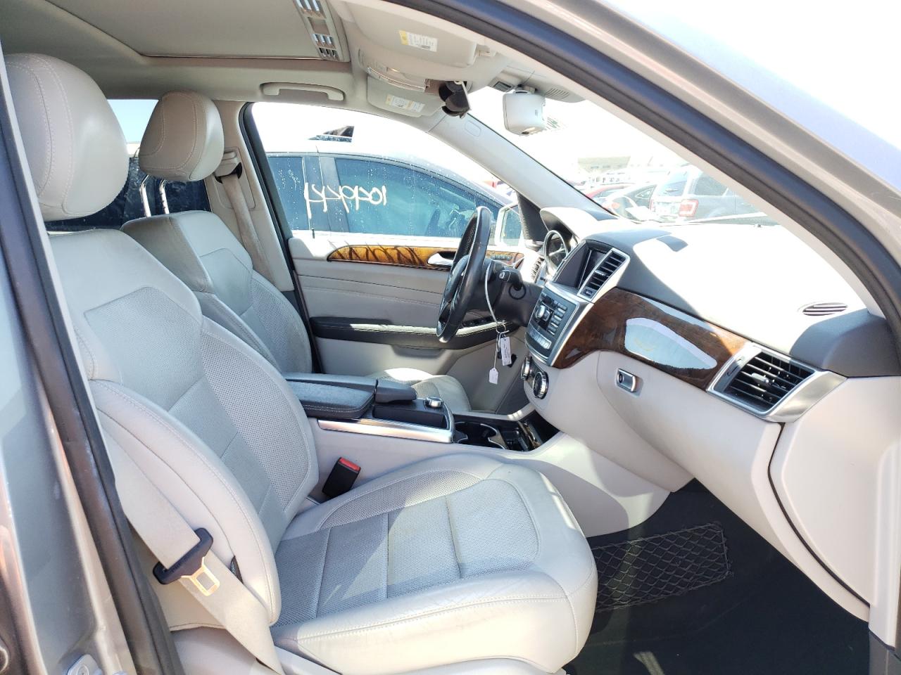 Photo 5 from auction – 2014 MERCEDES-BENZ ML 350 BLU with VIN 4JGDA2EB9EA353399