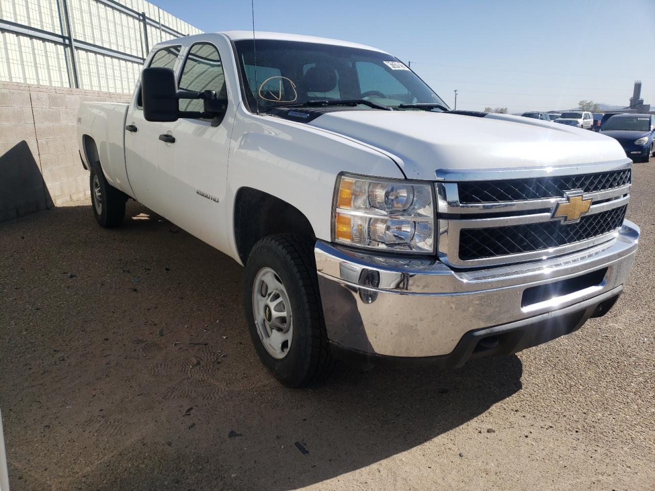 CHEVROLET SILVERADO 2014 with VIN 1GC1KVCG6EF104727 - Photo from auction