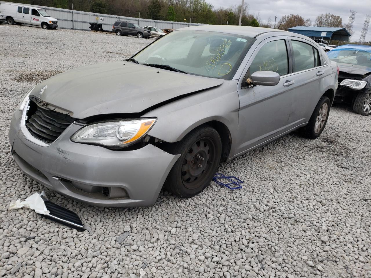 Photo 2 from auction – 2013 CHRYSLER 200 LX with VIN 1C3CCBAG6DN724235