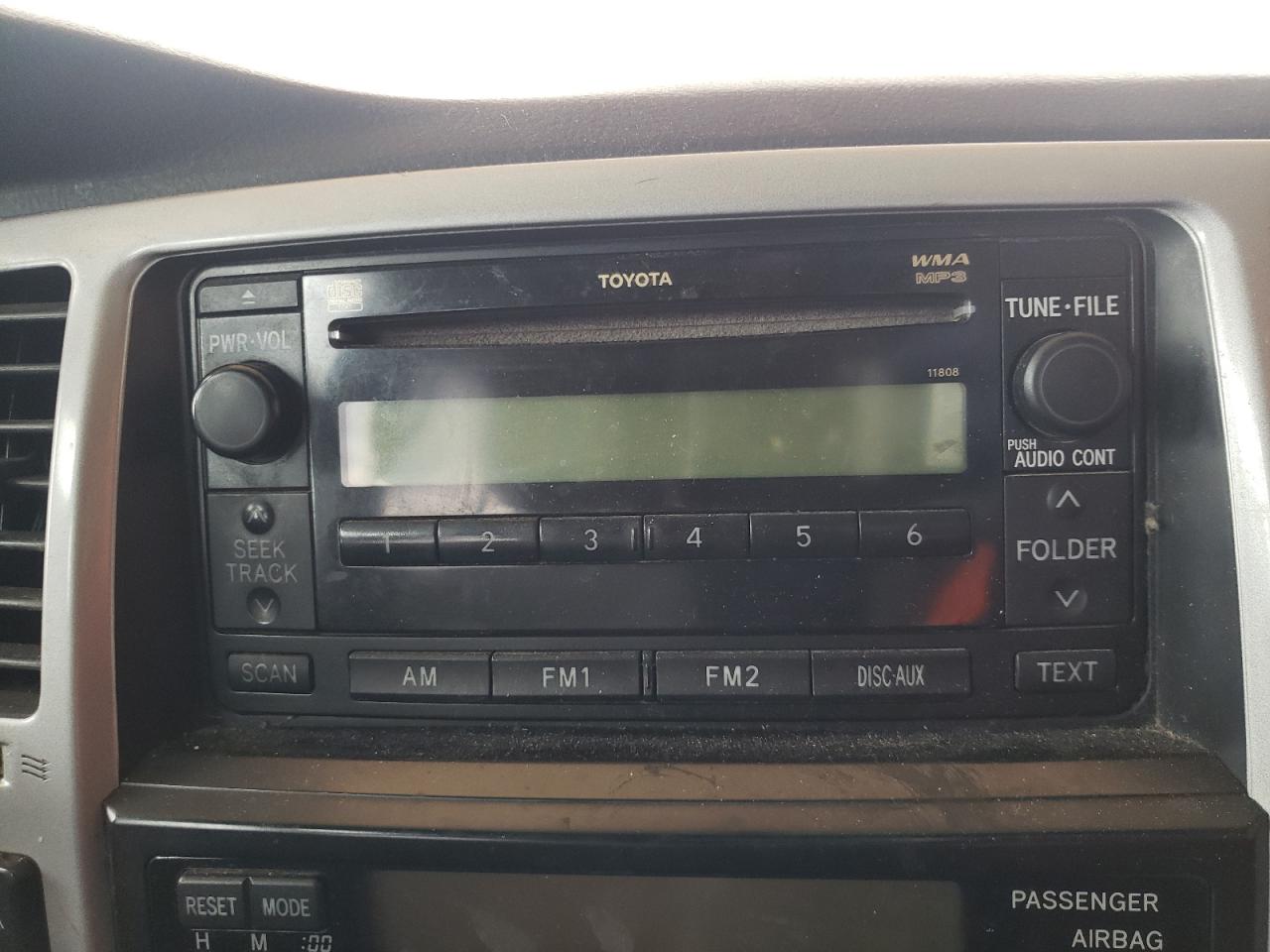Photo 9 from auction – 2006 TOYOTA 4RUNNER SR with VIN JTEBU14R768074663