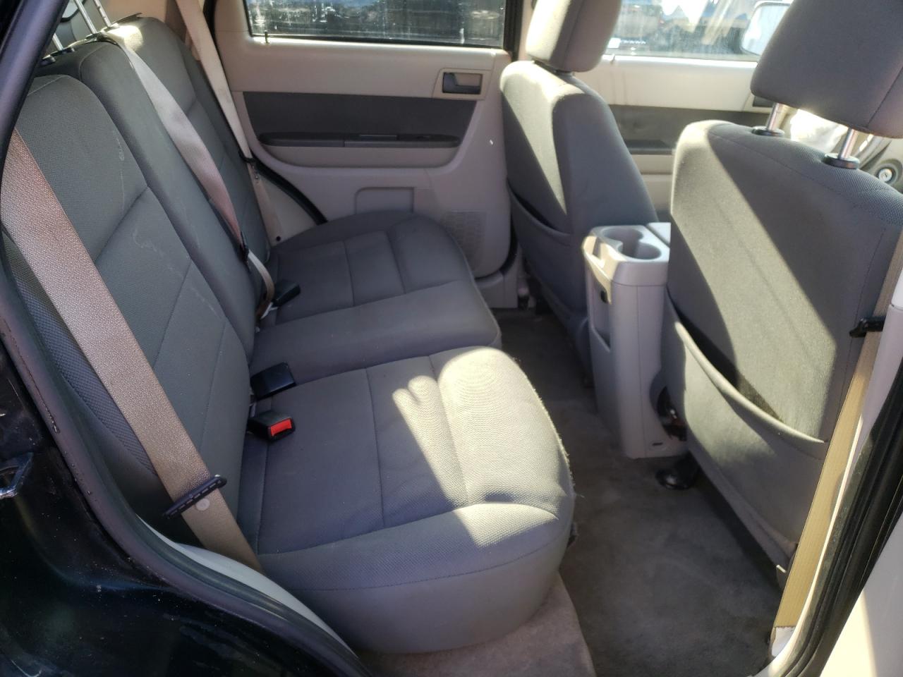 Photo 6 from auction – 2009 FORD ESCAPE XLT with VIN 1FMCU93GX9KA53719