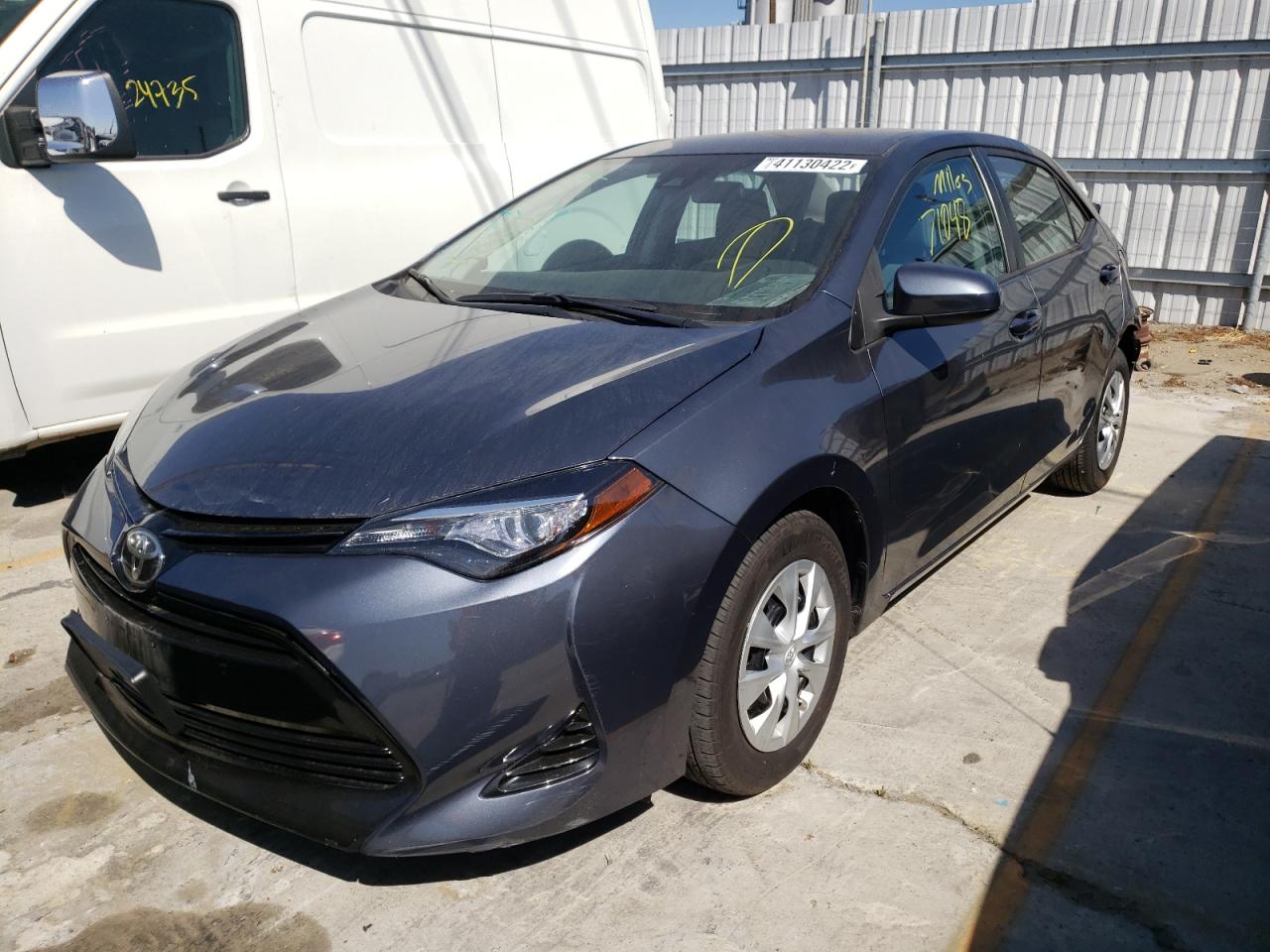 Photo 2 from auction – 2017 TOYOTA COROLLA L with VIN 5YFBURHE3HP619954