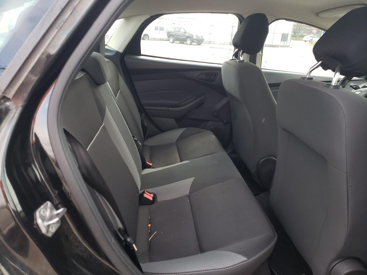 Photo 6 from auction – 2014 FORD FOCUS S with VIN 1FADP3E21EL228609