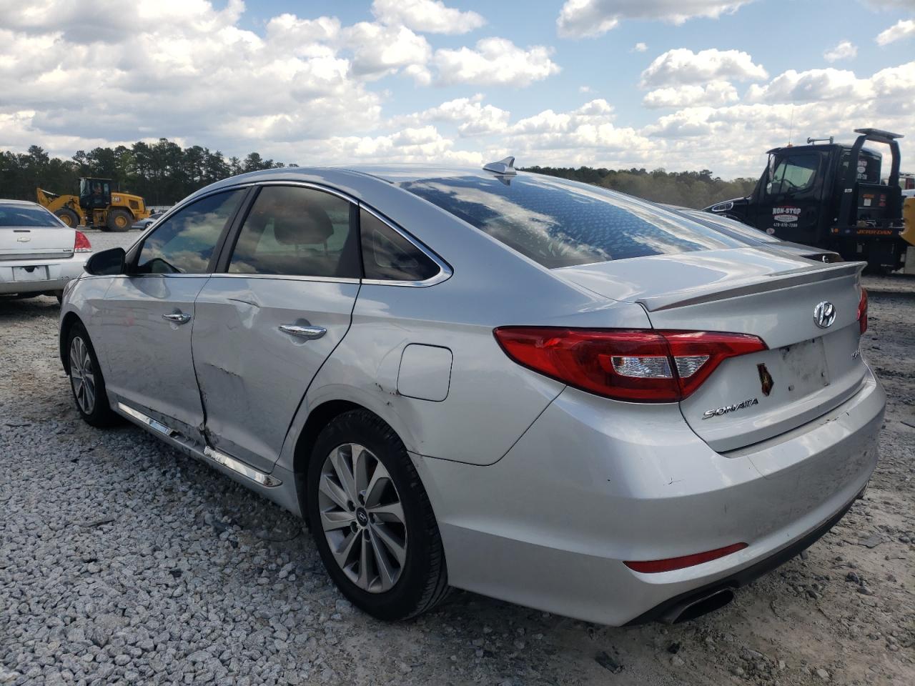 Photo 3 from auction – 2015 HYUNDAI SONATA SPO with VIN 5NPE34AF2FH074393