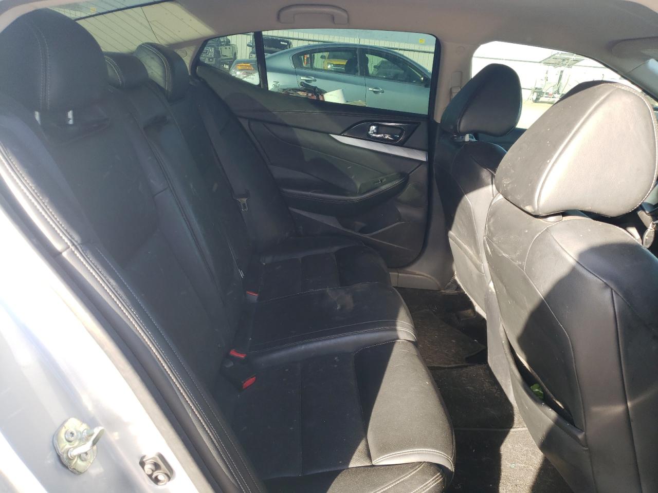 Photo 6 from auction – 2017 NISSAN MAXIMA 3.5 with VIN 1N4AA6AP0HC379579