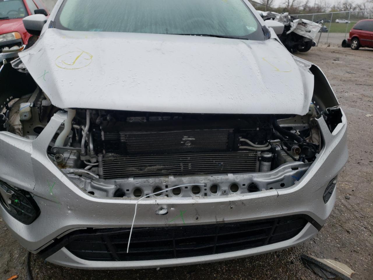 Photo 9 from auction – 2017 FORD ESCAPE SE with VIN 1FMCU0GD5HUD66188