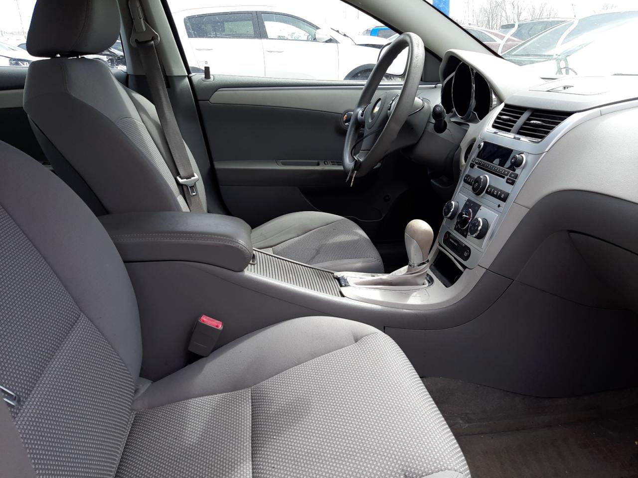 Photo 5 from auction – 2010 CHEVROLET MALIBU LS with VIN 1G1ZB5EB7AF196146