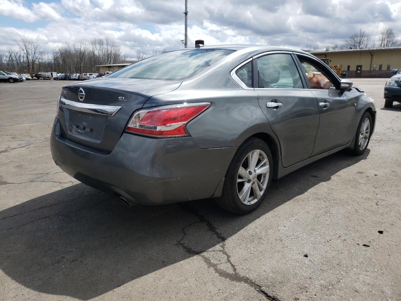 Photo 4 from auction – 2015 NISSAN ALTIMA 2.5 with VIN 1N4AL3AP4FN862115