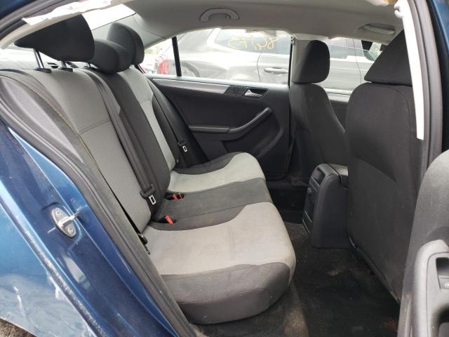 Photo 6 from auction – 2017 VOLKSWAGEN JETTA S with VIN 3VW2B7AJ0HM258401