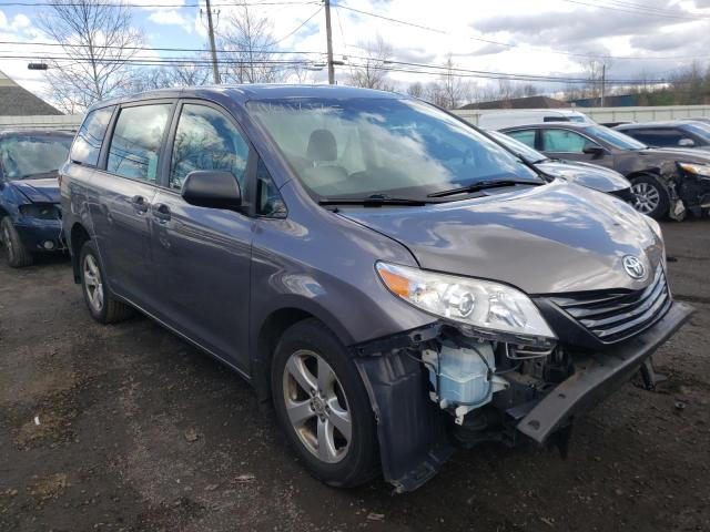 TOYOTA SIENNA 2017 с VIN 5TDZZ3DC1HS841773 - Снимка от търг