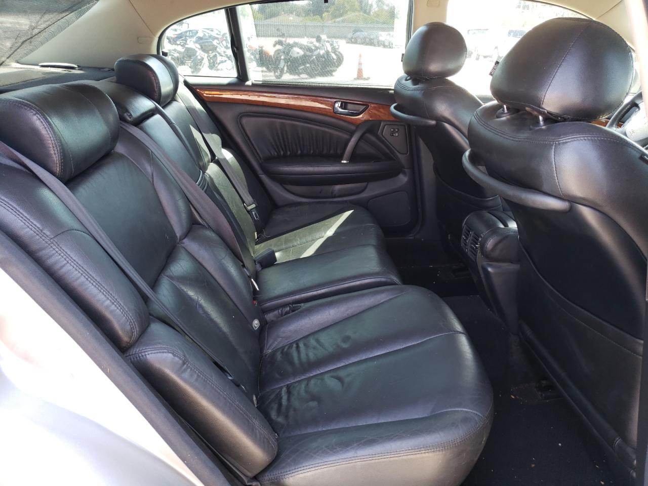 Photo 6 from auction – 2002 INFINITI Q45 with VIN JNKBF01A22M007427