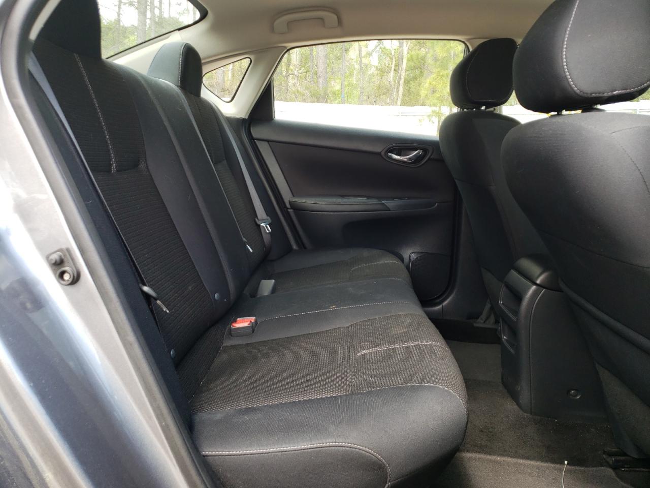 Photo 6 from auction – 2017 NISSAN SENTRA S with VIN 3N1AB7AP2HY295402