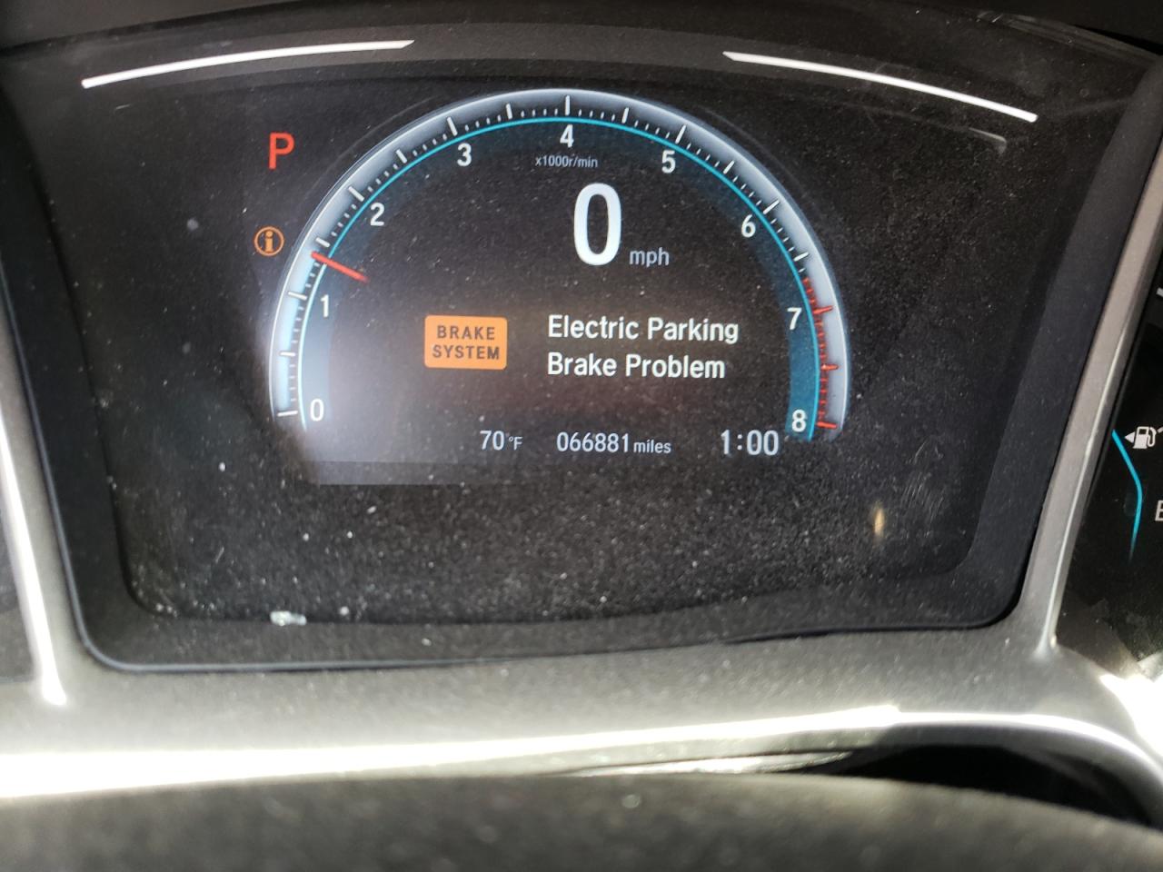 Photo 8 from auction – 2017 HONDA CIVIC EX with VIN 19XFC2F71HE040219