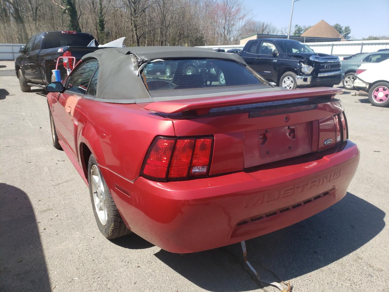 Photo 3 from auction – 2001 FORD MUSTANG with VIN 1FAFP44401F157199