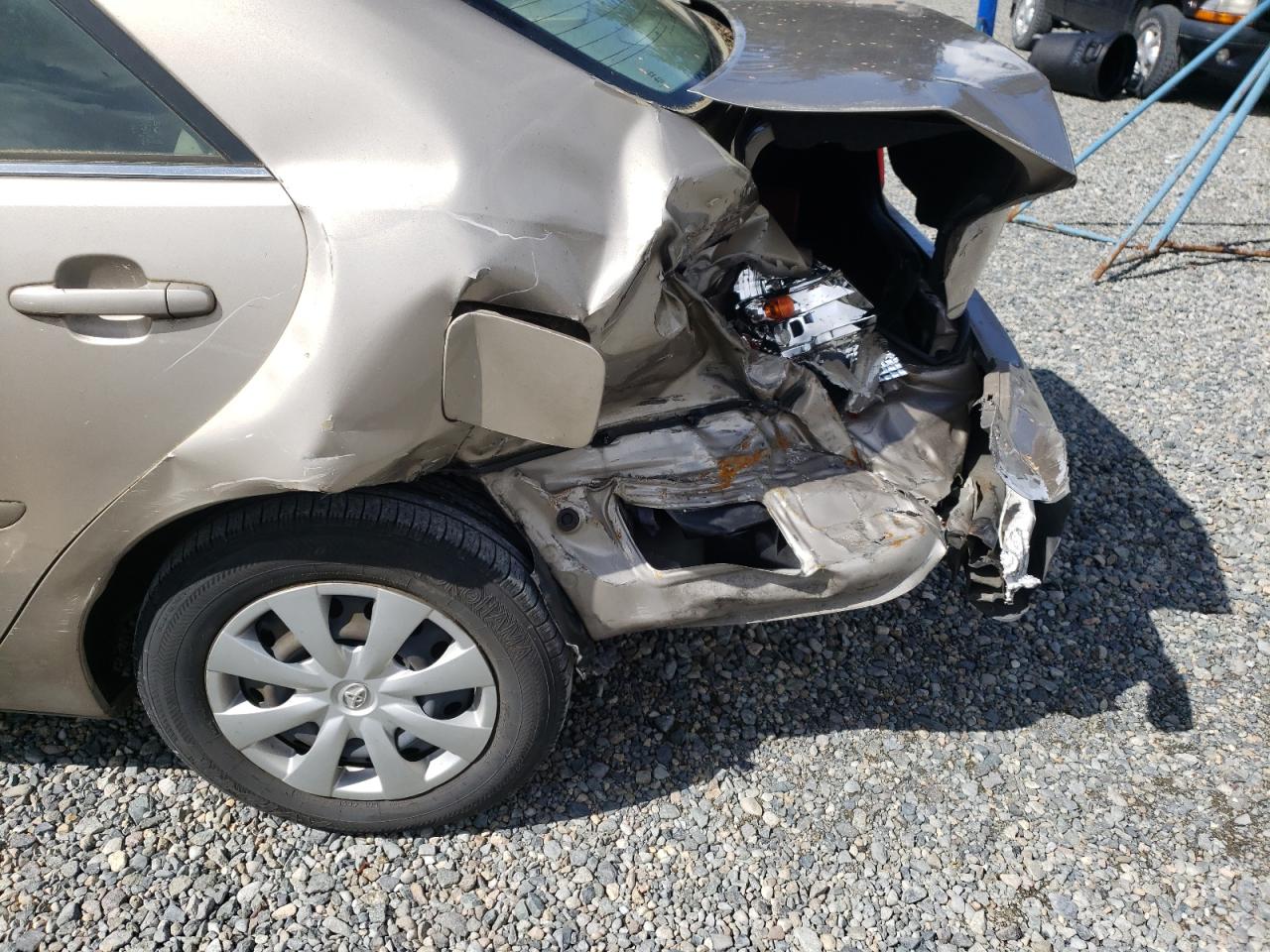 Photo 9 from auction – 2002 TOYOTA CAMRY LE with VIN JTDBE32K720040797