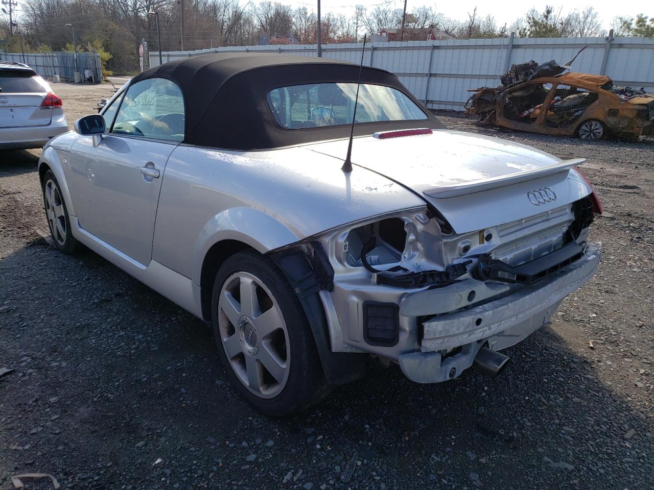 Photo 3 from auction – 2002 AUDI TT with VIN TRUTC28N821036652