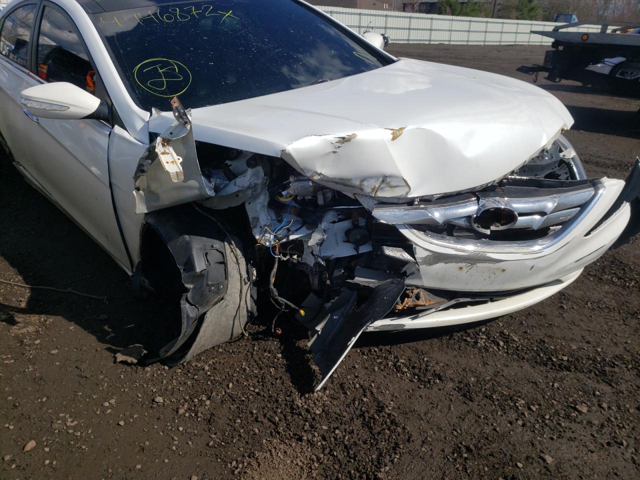 Photo 9 from auction – 2012 HYUNDAI SONATA SE with VIN 5NPEC4AC4CH463621