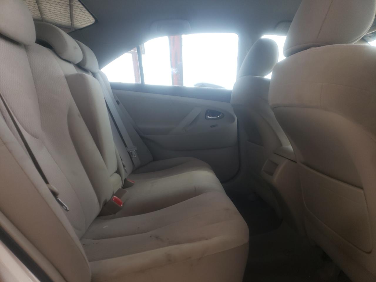 Photo 6 from auction – 2011 TOYOTA CAMRY BASE with VIN 4T1BF3EK1BU696295