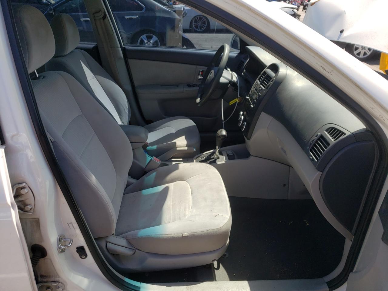 Photo 5 from auction – 2008 KIA SPECTRA EX with VIN KNAFE122785565650