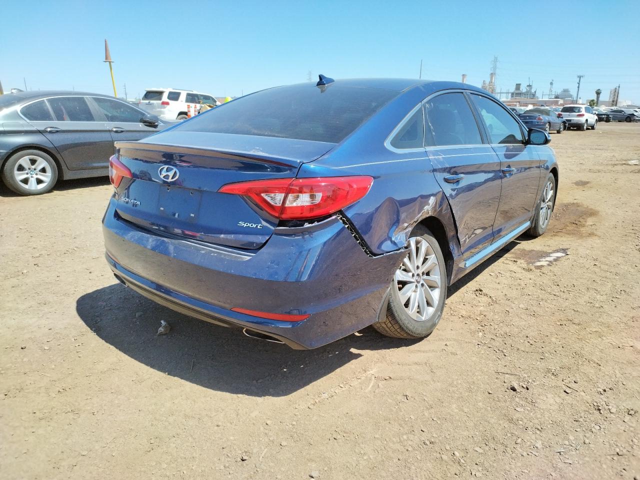 Photo 4 from auction – 2015 HYUNDAI SONATA SPO with VIN 5NPE34AF5FH239837