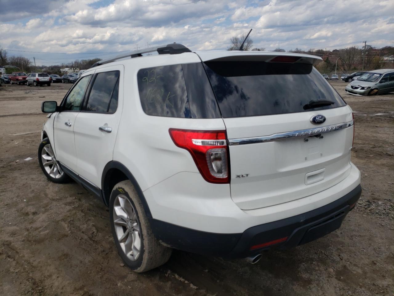 Photo 3 from auction – 2013 FORD EXPLORER X with VIN 1FM5K8D85DGA44504