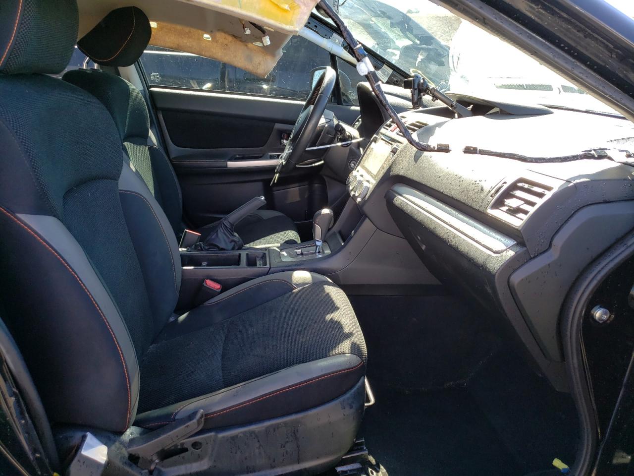Photo 5 from auction – 2016 SUBARU CROSSTREK with VIN JF2GPADCXG8292676