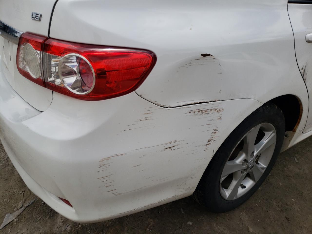 Photo 9 from auction – 2011 TOYOTA COROLLA with VIN 2T1BU4EE4BC630993