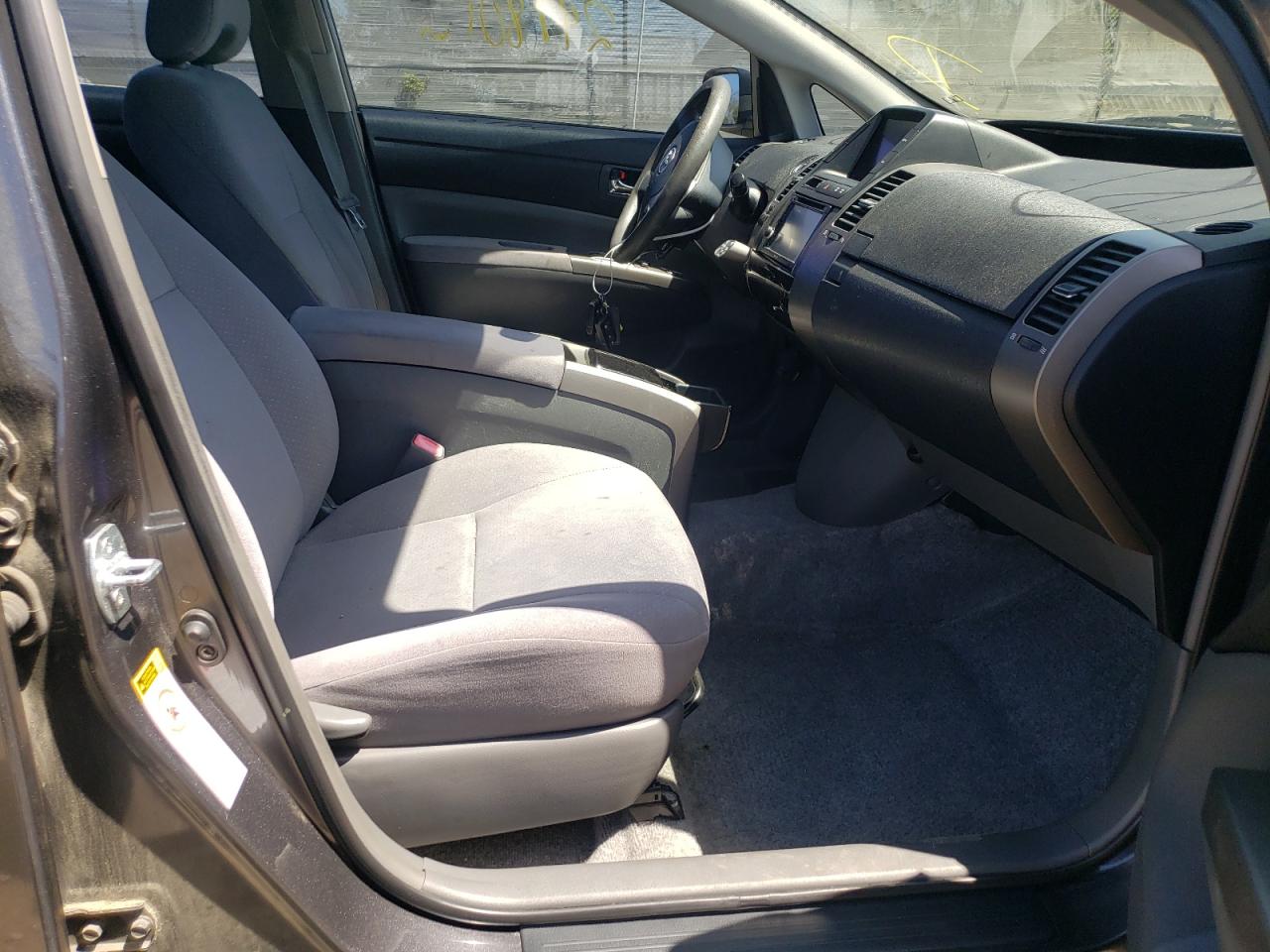 Photo 5 from auction – 2007 TOYOTA PRIUS with VIN JTDKB20UX73222507