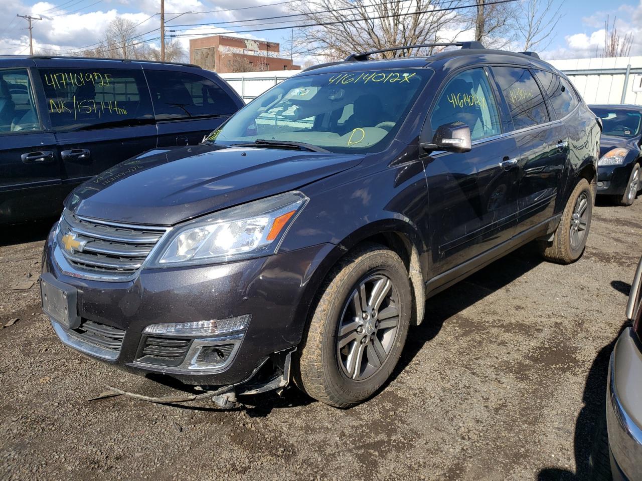 Photo 2 from auction – 2015 CHEVROLET TRAVERSE L with VIN 1GNKVGKD5FJ369109
