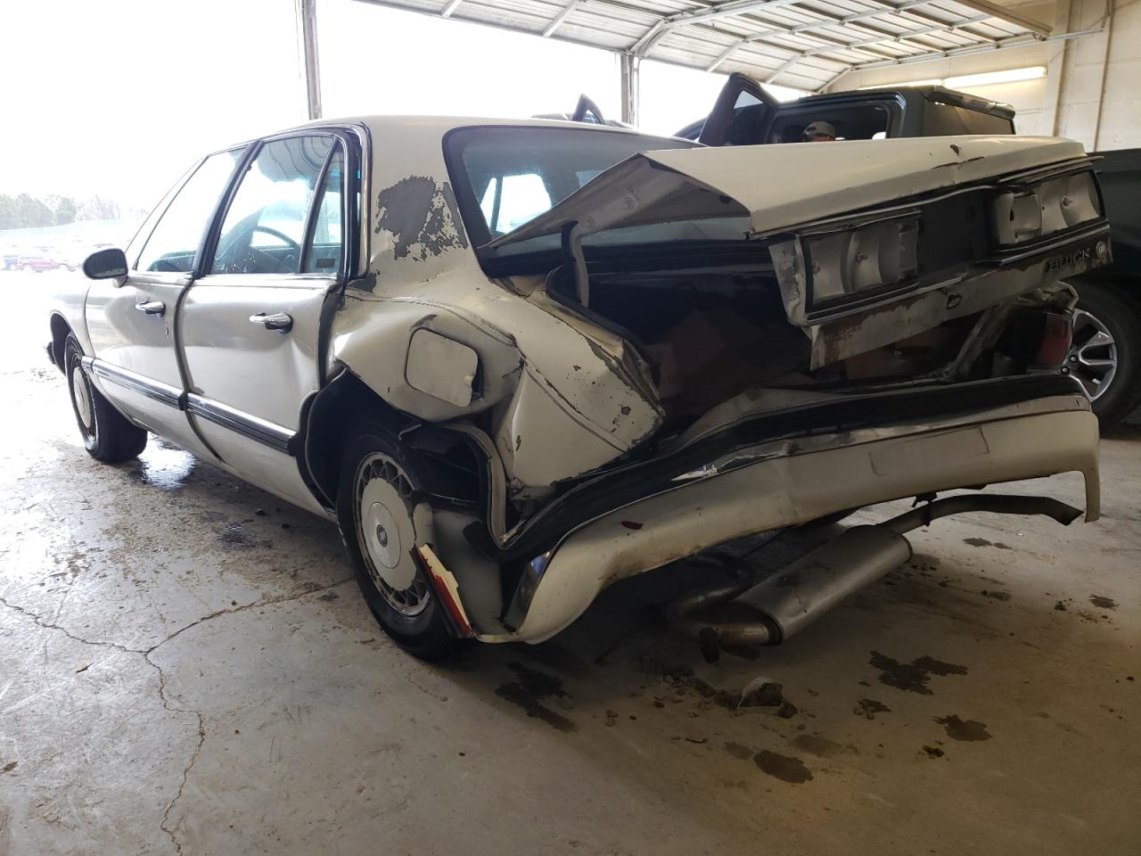 Photo 3 from auction – 1994 BUICK LESABRE CU with VIN 1G4HP52L8RH502395