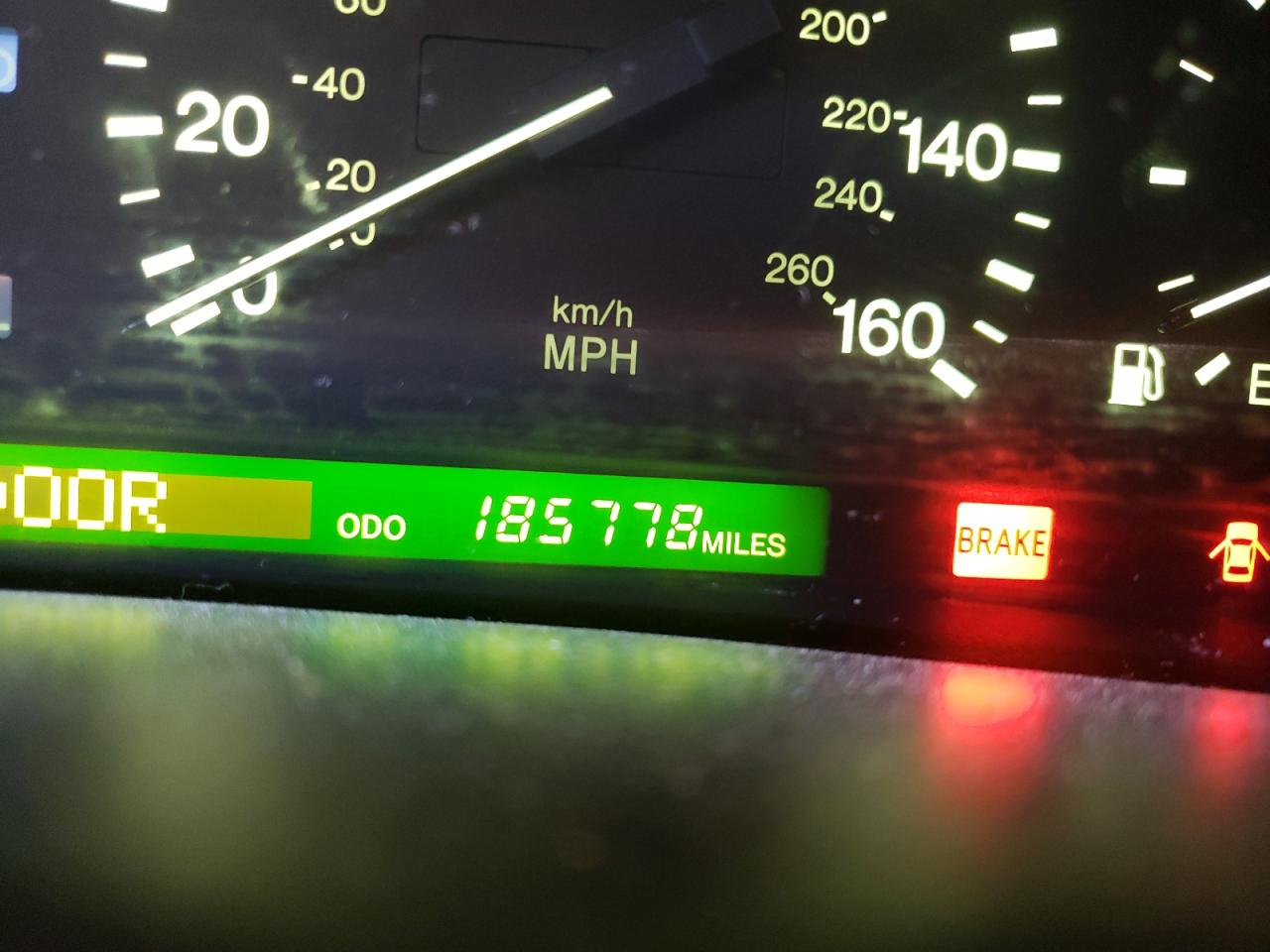 Photo 8 from auction – 1999 LEXUS LS400 with VIN JT8BH28F2X0154904