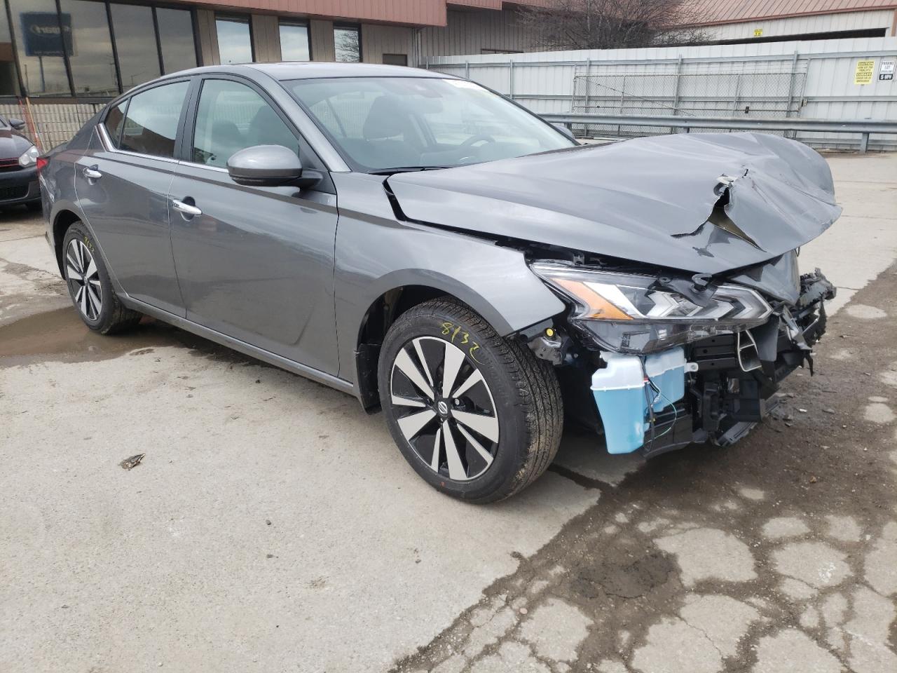 NISSAN ALTIMA 2022 with VIN 1N4BL4DW2NN330146 - Photo from auction