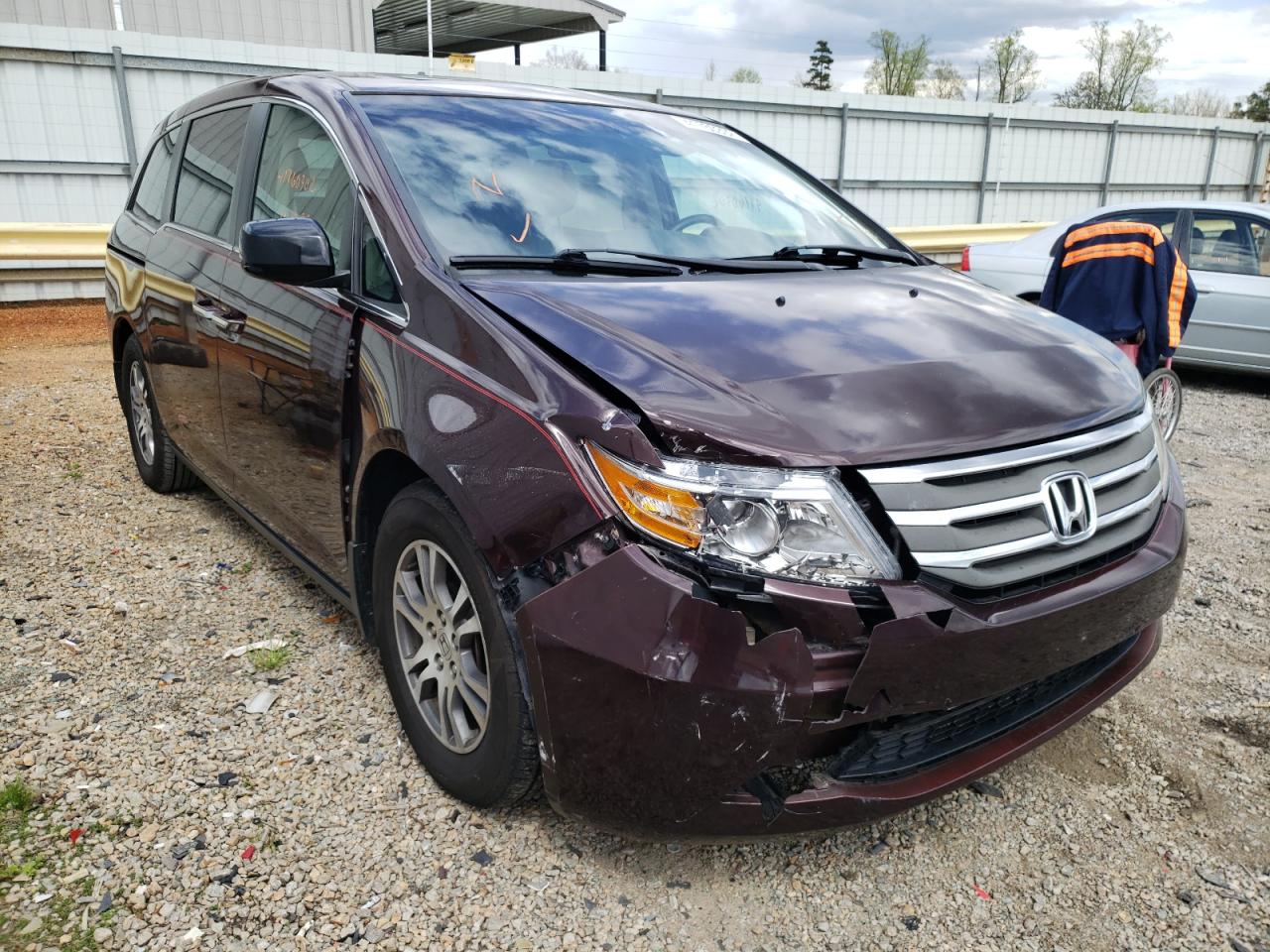 HONDA ODYSSEY EX 2011 with VIN 5FNRL5H64BB022530 - Photo from auction