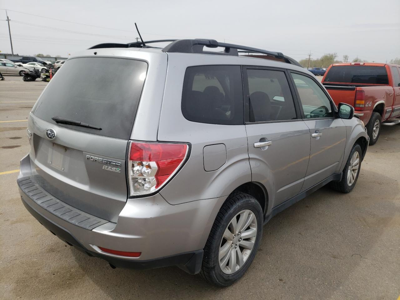 Photo 4 from auction – 2011 SUBARU FORESTER 2 with VIN JF2SHADC6BH721814