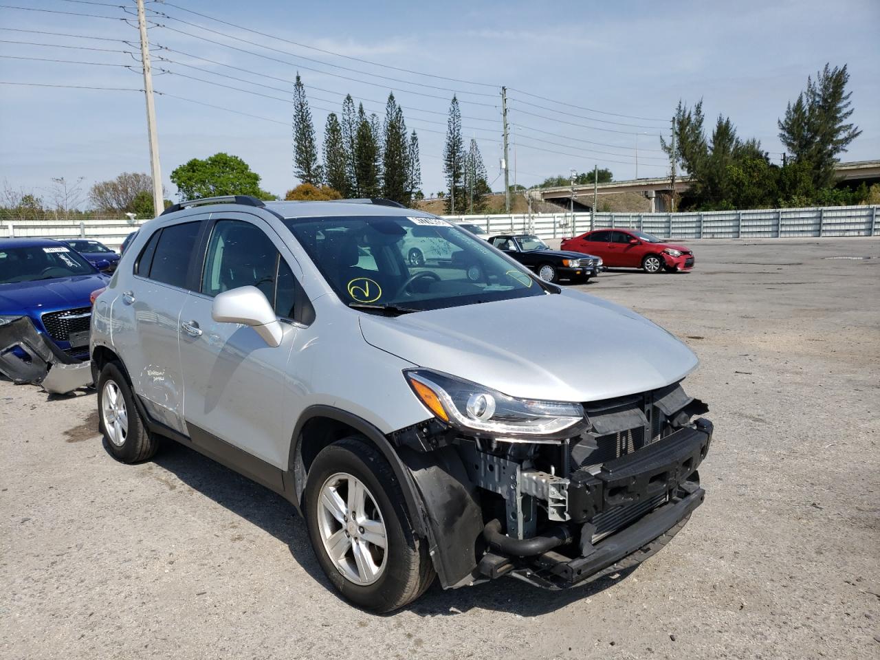 CHEVROLET TRAX 1LT 2017 with VIN 3GNCJPSB8HL289023 - Photo from auction