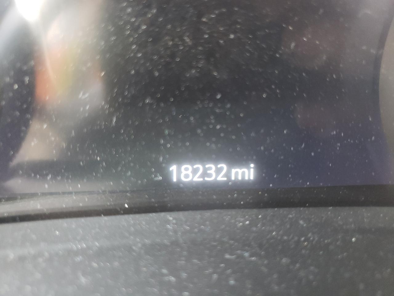 Photo 8 from auction – 2021 BUICK ENVISION E with VIN LRBFZNR4XMD142338