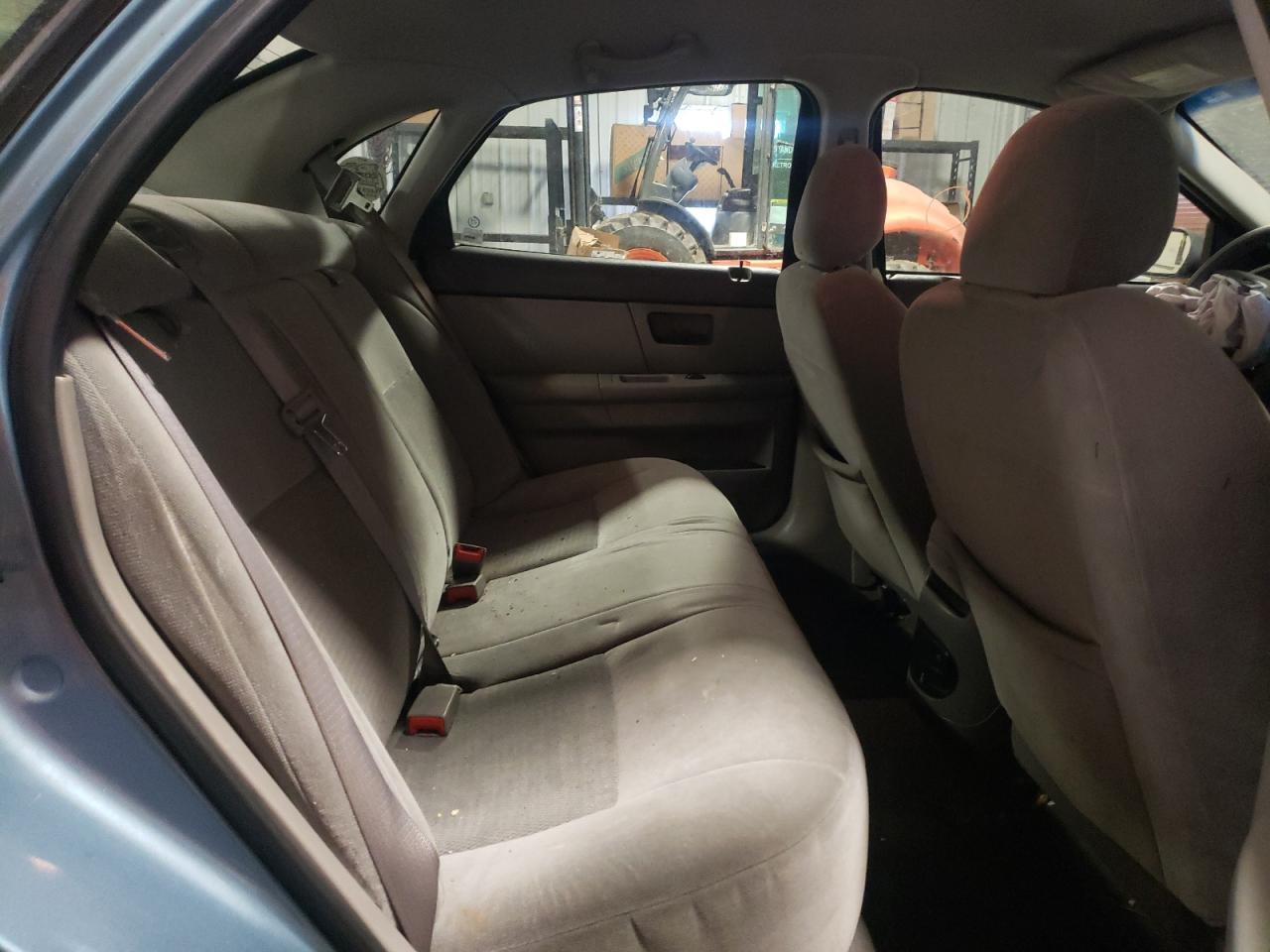 Photo 6 from auction – 2007 FORD TAURUS SE with VIN 1FAFP53U07A106797