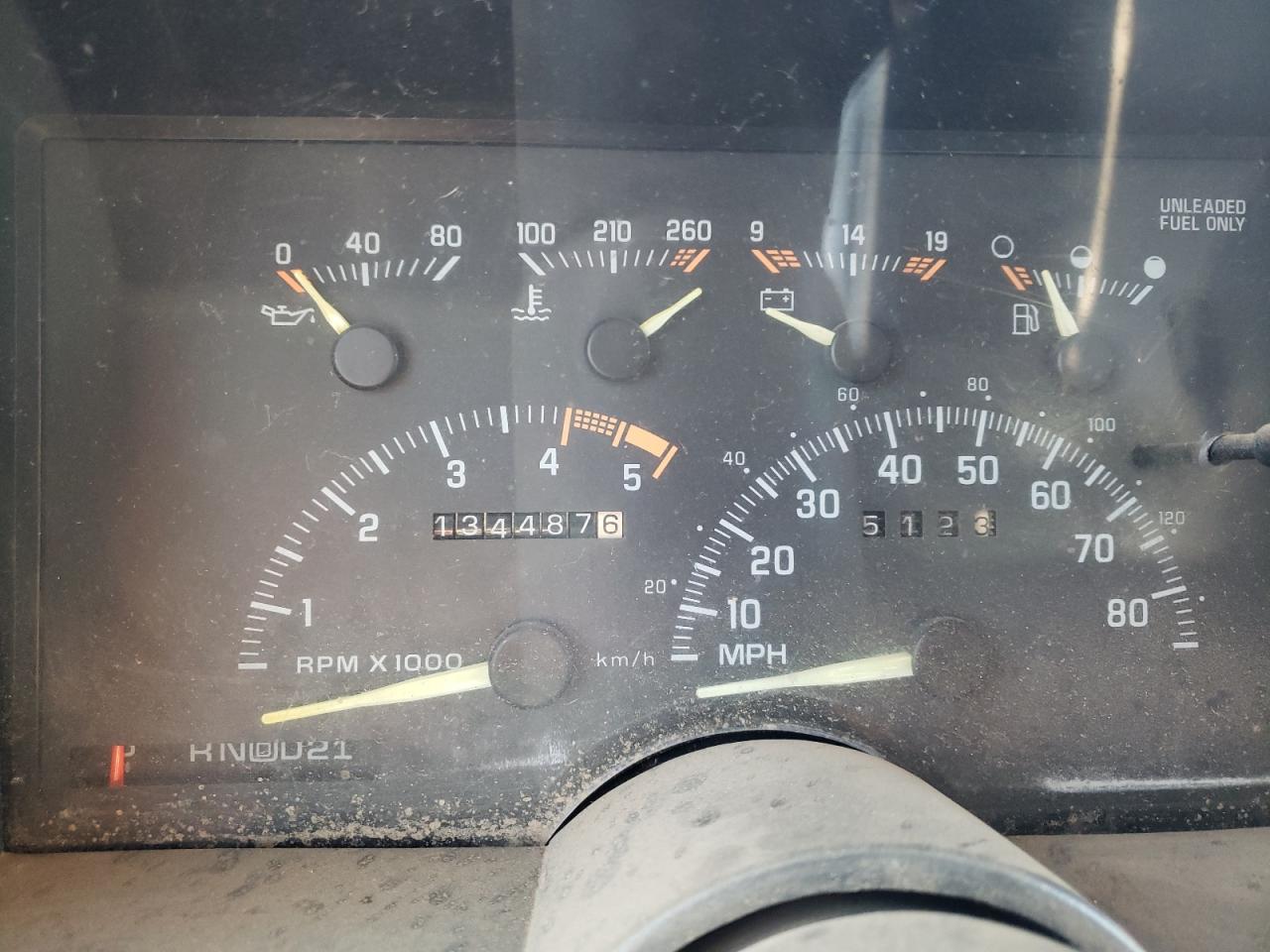 Photo 8 from auction – 1994 CHEVROLET GMT-400 C1 with VIN 2GCEC19K1R1182493