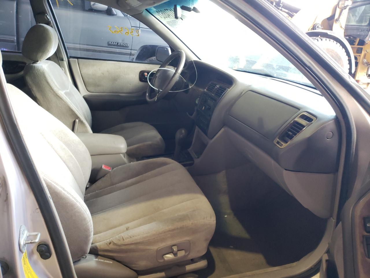 Photo 5 from auction – 1998 TOYOTA AVALON XL with VIN 4T1BF18B5WU225403