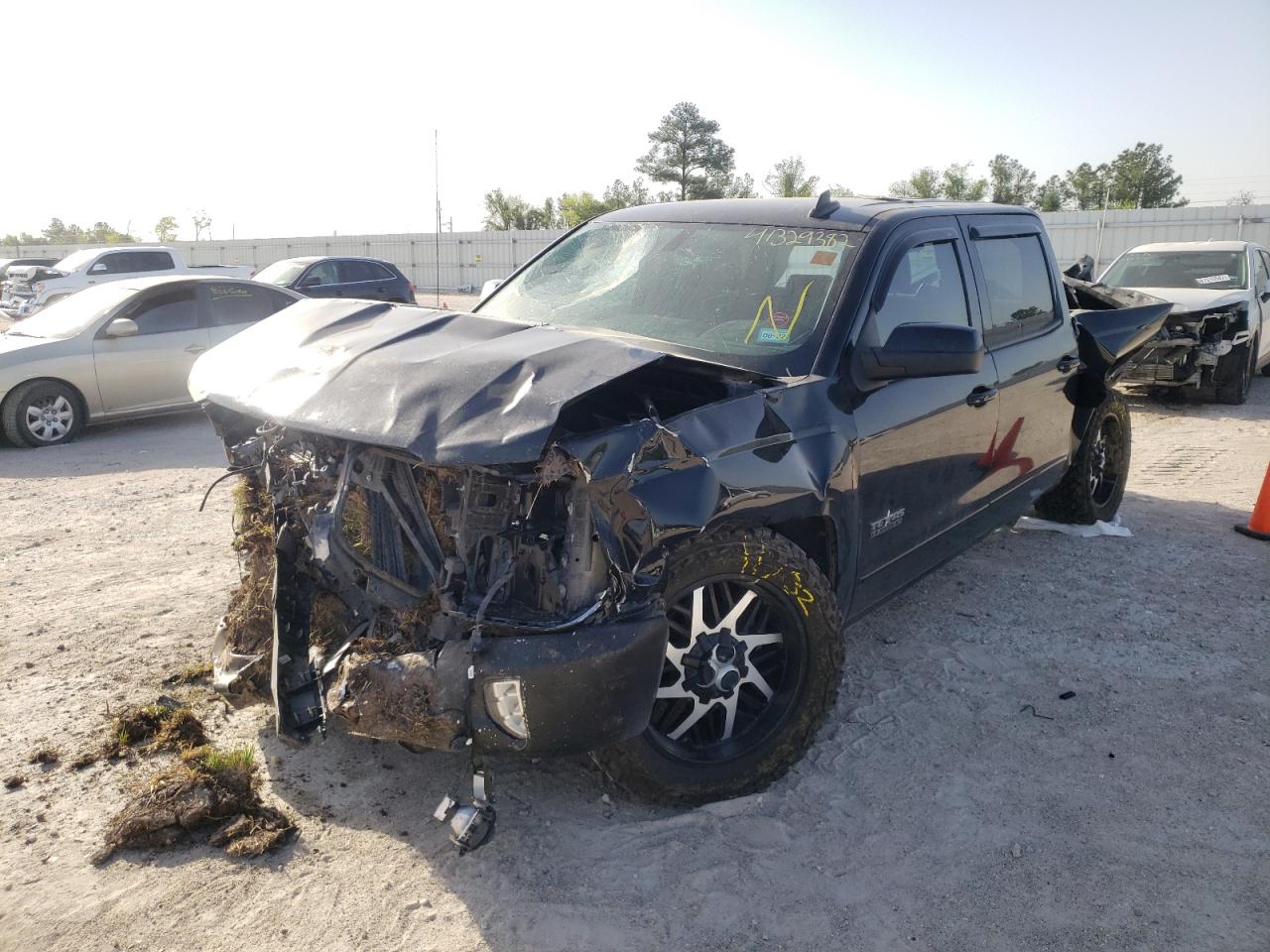 Photo 2 from auction – 2018 CHEVROLET SILVERADO with VIN 3GCPCREC0JG628652
