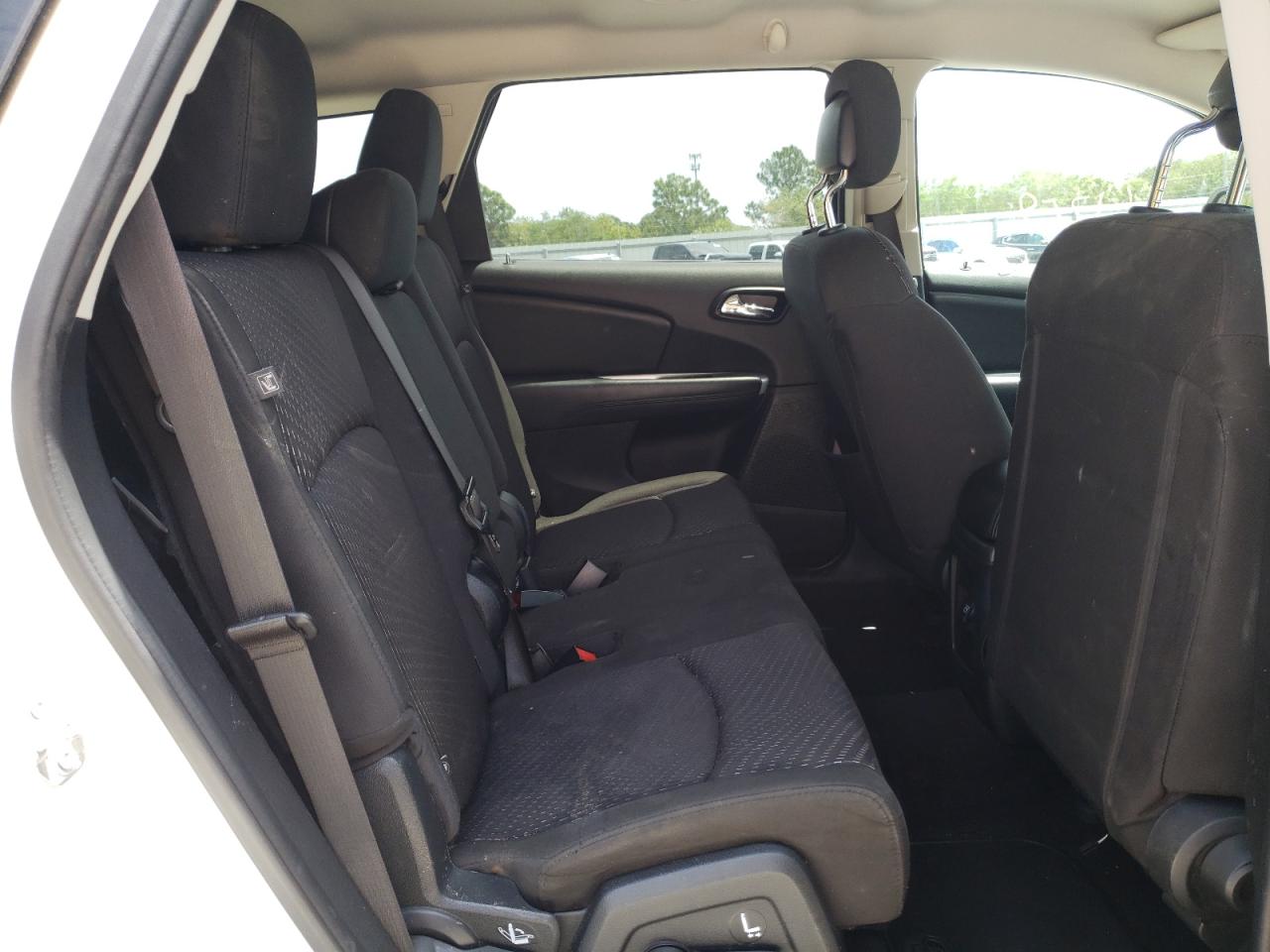 Photo 6 from auction – 2016 DODGE JOURNEY SE with VIN 3C4PDCAB8GT241211