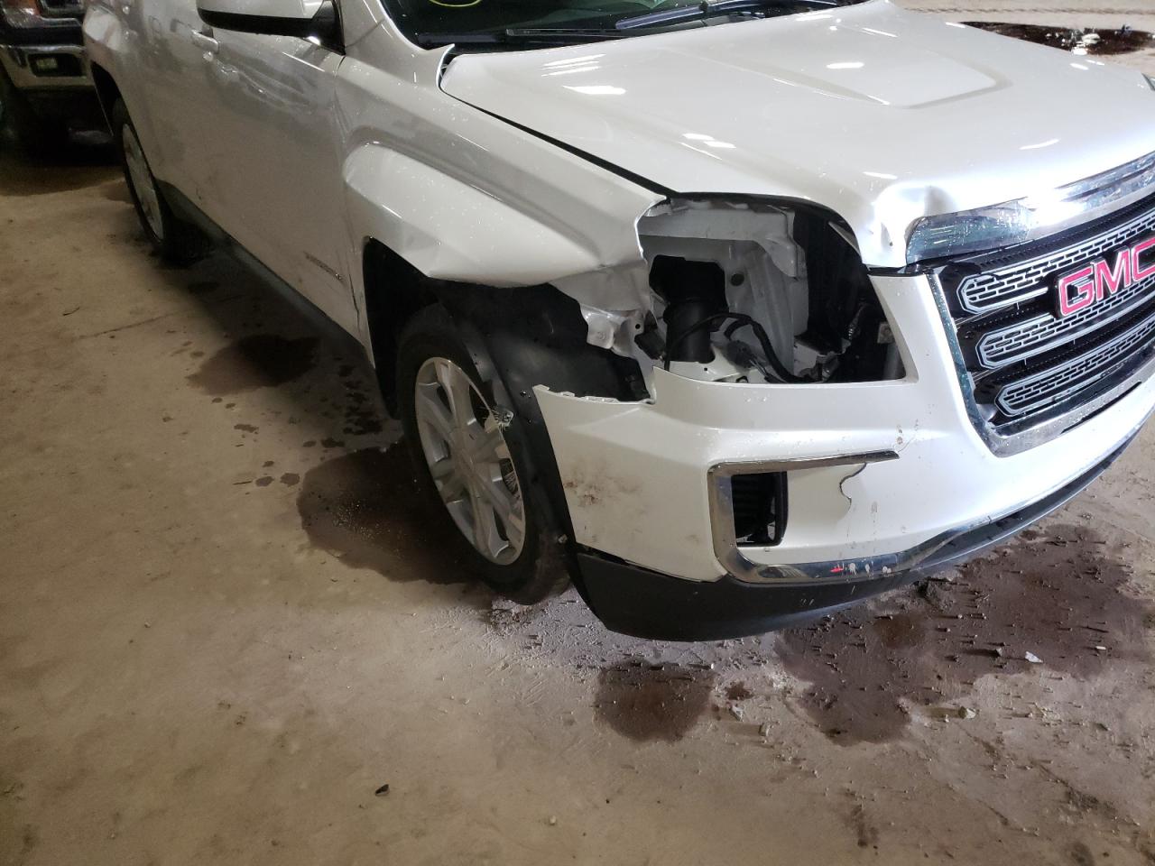 Photo 9 from auction – 2017 GMC TERRAIN SL with VIN 2GKALNEK0H6339819