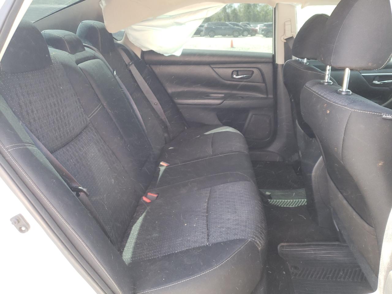 Photo 6 from auction – 2016 NISSAN ALTIMA 2.5 with VIN 1N4AL3AP6GN372518