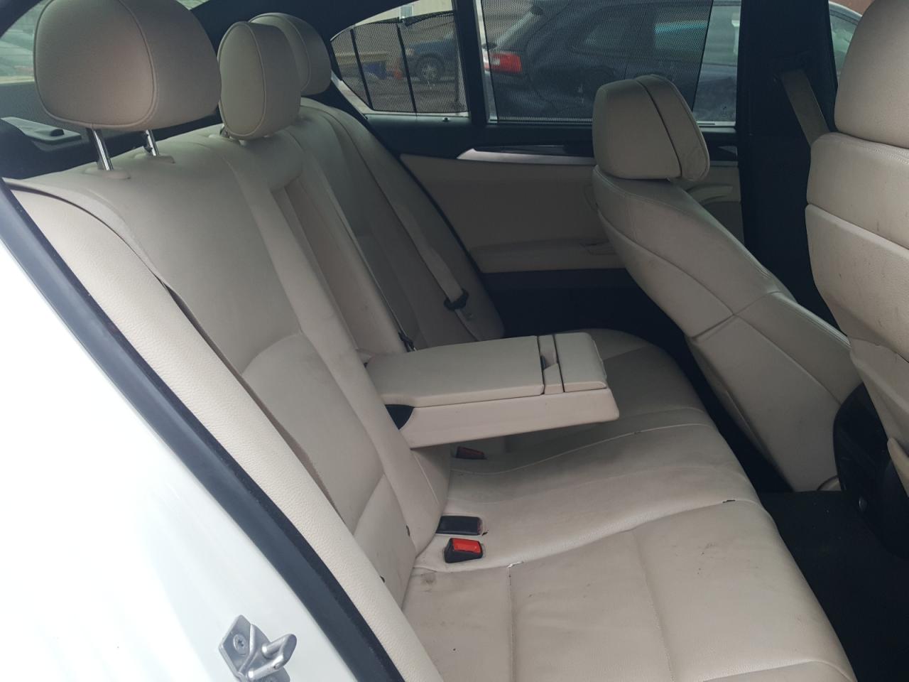 Photo 6 from auction – 2012 BMW 550 I with VIN WBAFR9C53CDV59046
