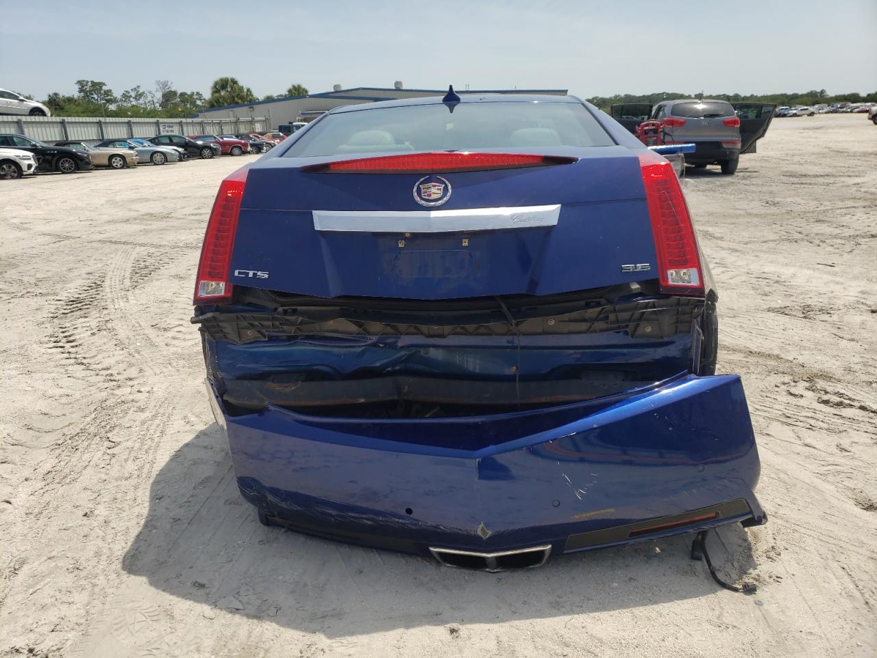 Photo 9 from auction – 2014 CADILLAC CTS PERFOR with VIN 1G6DC1E30E0188031