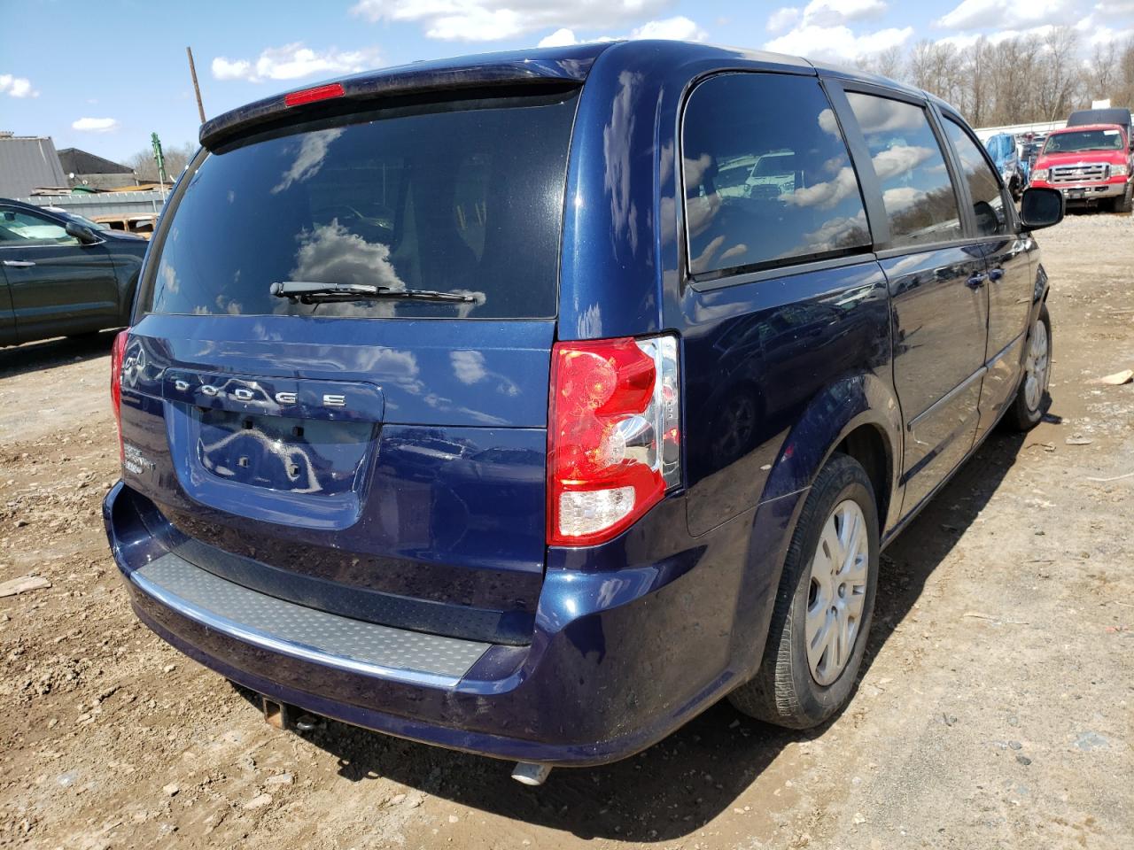 Photo 4 from auction – 2015 DODGE GRAND CARA with VIN 2C4RDGBG6FR543074