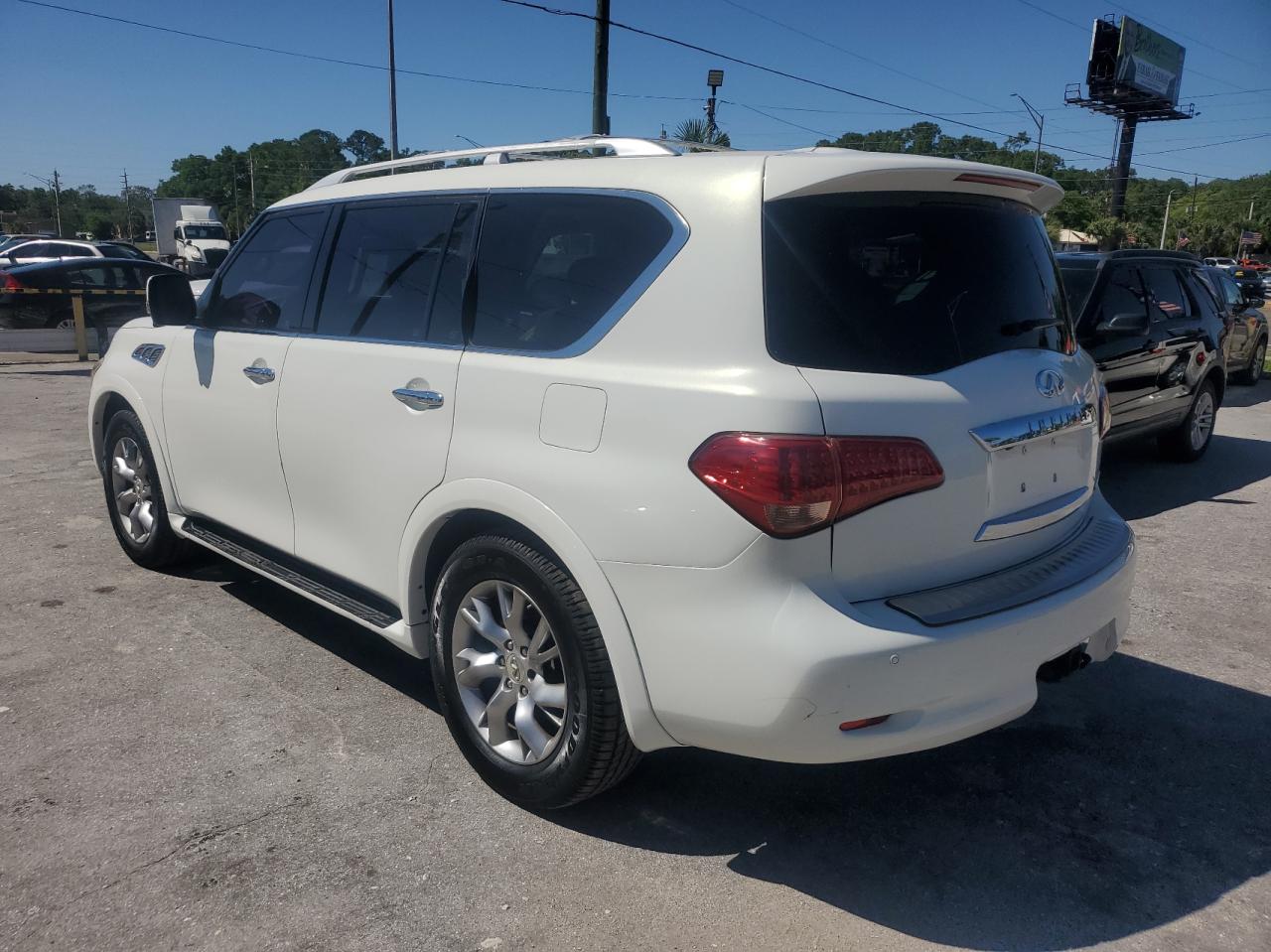 Photo 3 from auction – 2011 INFINITI QX56 with VIN JN8AZ2NF4B9501379