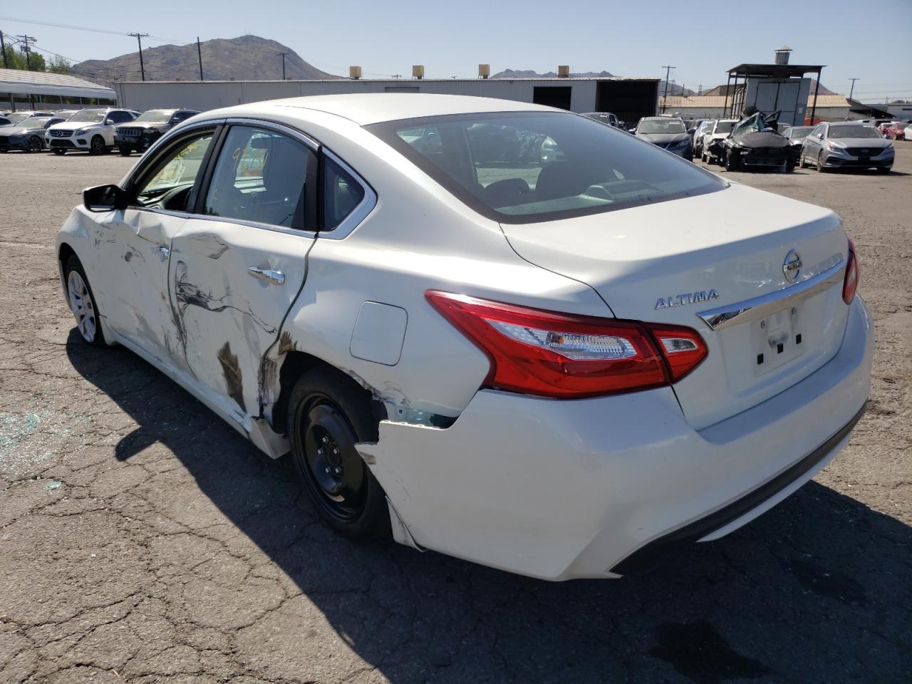 Photo 3 from auction – 2017 NISSAN ALTIMA 2.5 with VIN 1N4AL3AP8HC110402