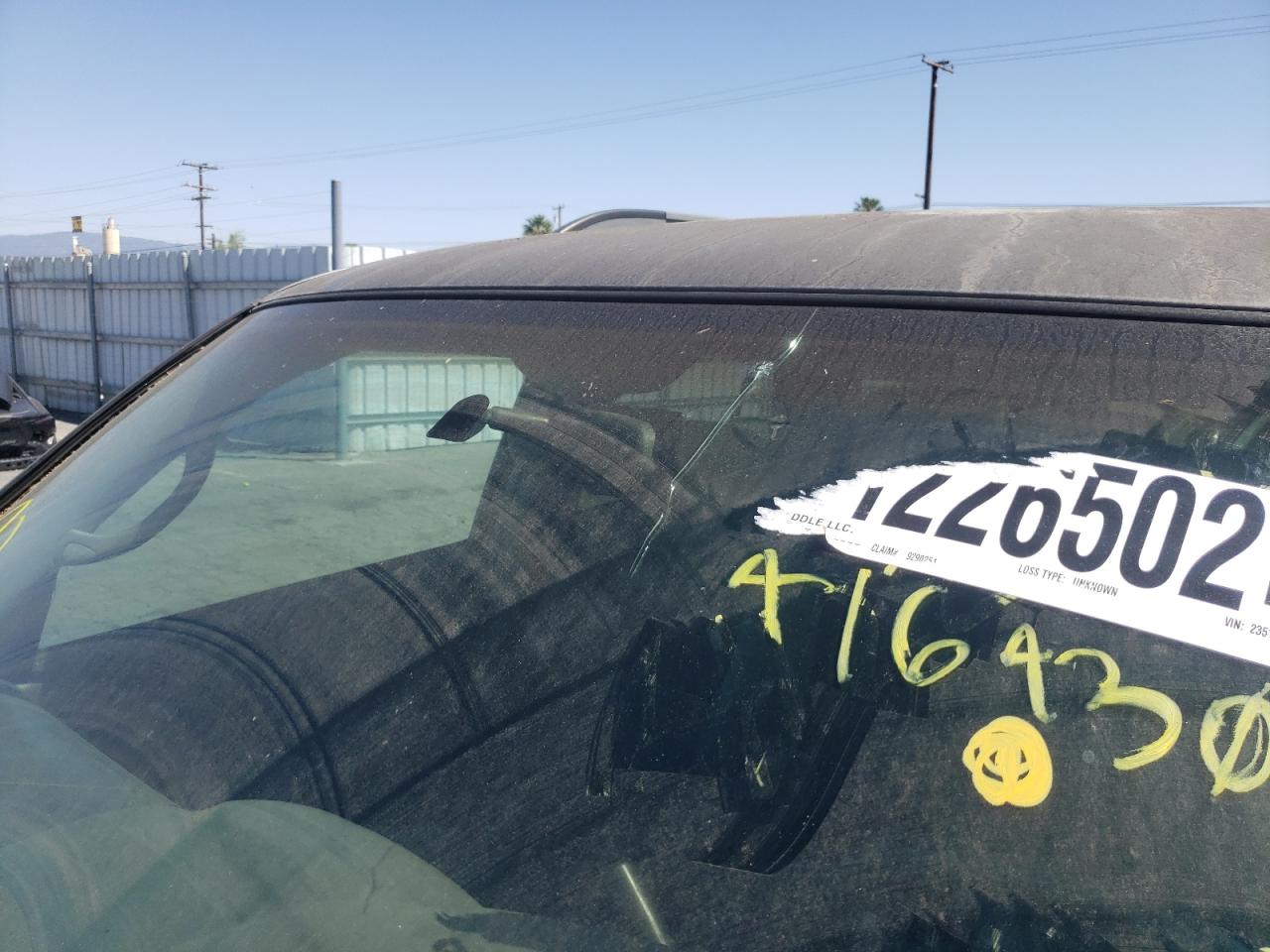 Photo 9 from auction – 2004 TOYOTA SEQUOIA SR with VIN 5TDZT34A24S235196